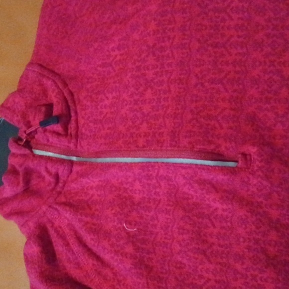 💙🌺Eddie Bauer Red Patterned Sweater - Picture 5 of 9